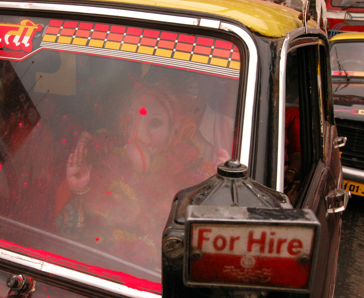 Kaali Peeli - Iconic Taxi - IV